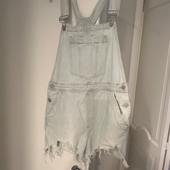 Gently Used BLANKNYC- light Jean Romper - Picture 5 of 5